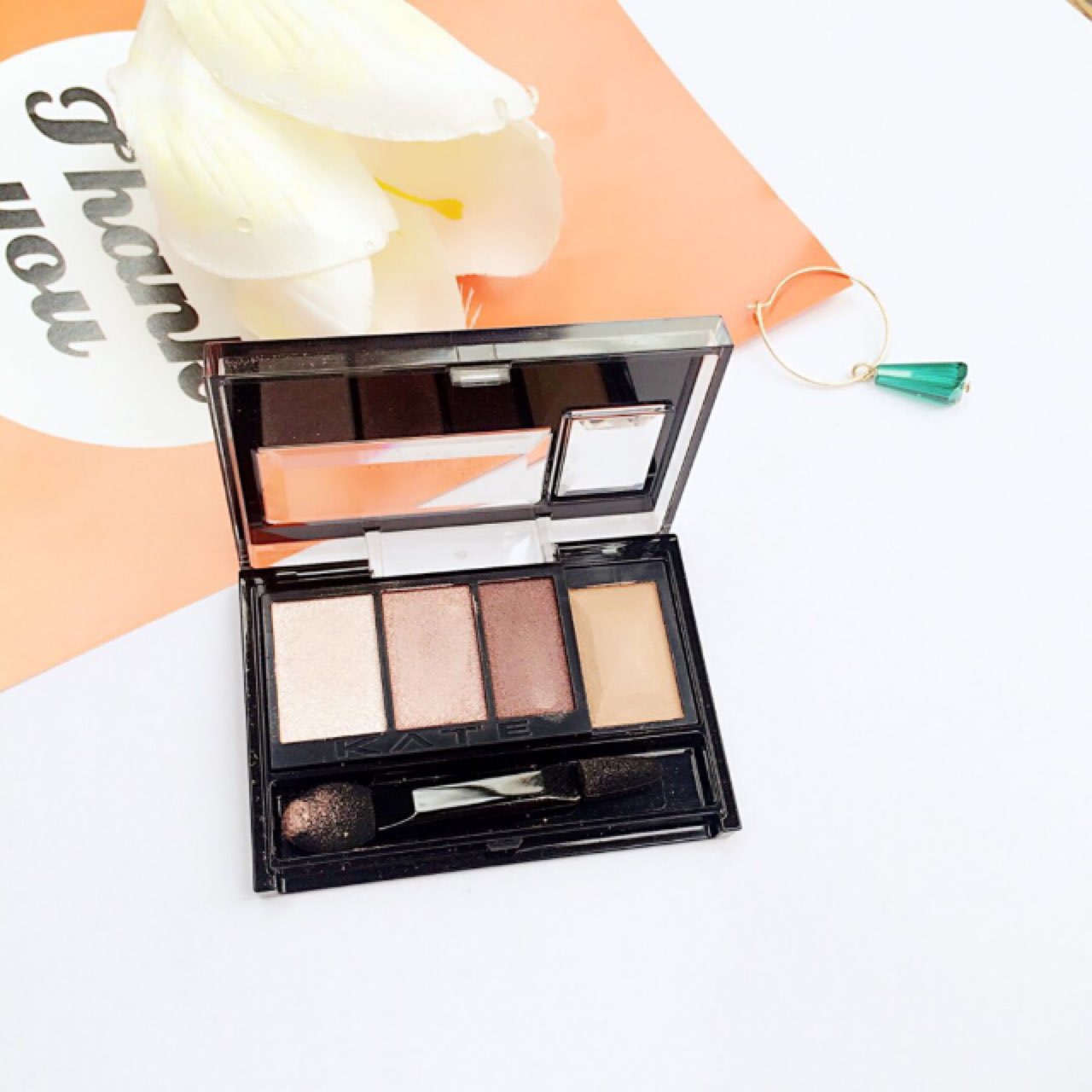 大地色系眼影盘推荐秋冬,配色巨好看的小众平价眼影