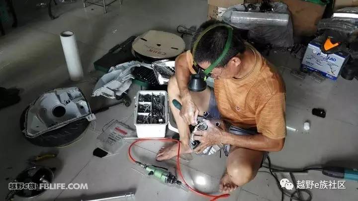 霸道120升级灯光海拉6透镜