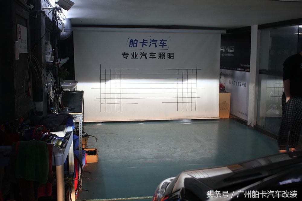 丰田旧塞纳sienna改装,丰田塞纳改雷克萨斯大灯