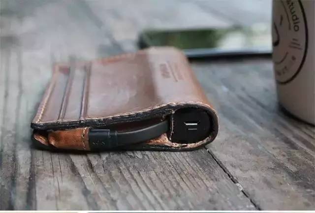 即是钱包又是充电宝?男同胞也信奉包治百病!