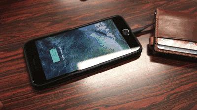 即是钱包又是充电宝?男同胞也信奉包治百病!