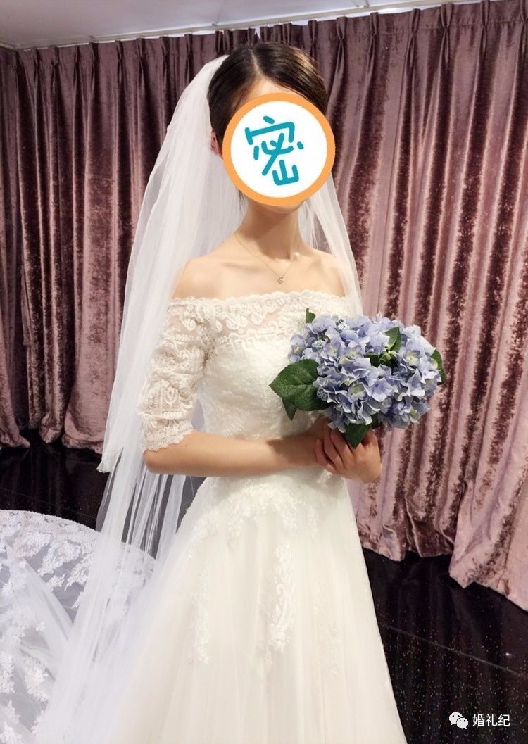 太瘦婚纱撑不起来？她们试完10家店，发现这3个款式最遮骨头