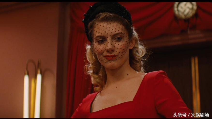 篡改二战历史烧死希特勒!变态割军官头皮,却成了部经典的B级片