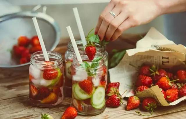 80年代的老罐子,一百多岁老罐子