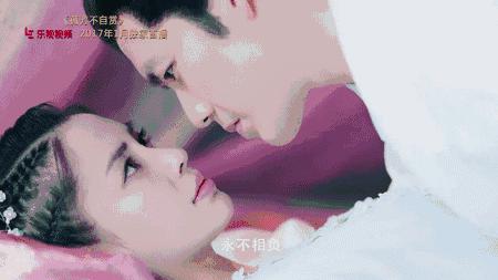 angelababy痘痘,angelababy额头冒巨痘