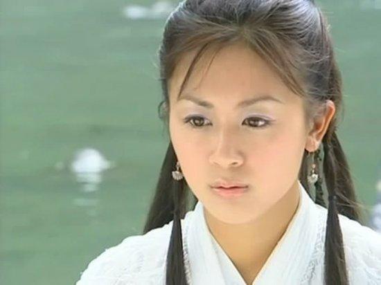 黄家驹的两位姐姐现状,黄家驹一生有几个女朋友