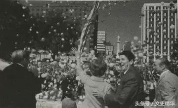 *小平邓**与里根在80年代初期的外交博弈