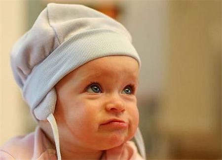 宝宝有母乳性黄疸怎么办,婴儿母乳性黄疸该怎么办