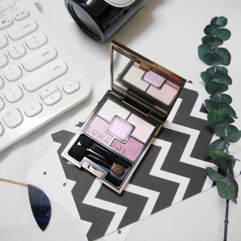 大地色系眼影盘推荐秋冬,配色巨好看的小众平价眼影