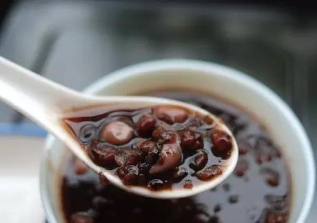 黑糖加什么喝补血养颜 (黑糖与什么搭配可补气血)