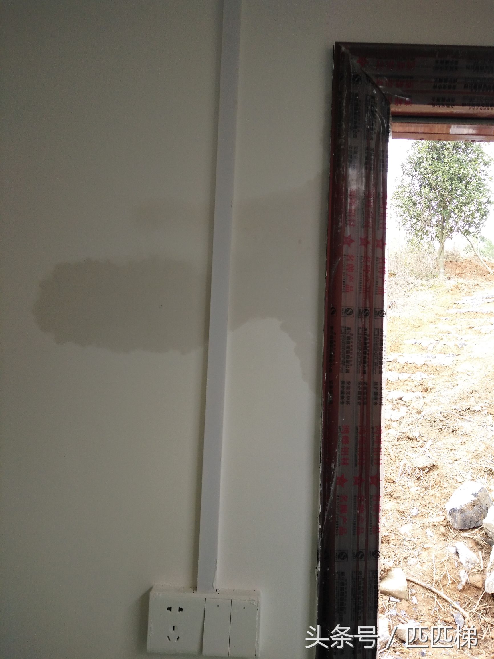 彩钢屋顶天沟漏水怎么办,屋顶女儿墙漏水最佳处理方法