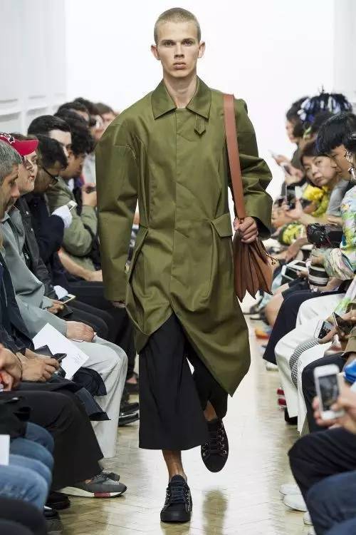 当下最流行的男装款式,2022服装男装潮牌流行趋势