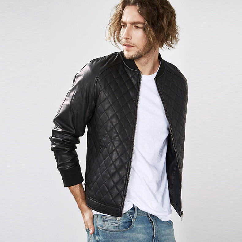 直接拿捏开春的皮衣穿搭,皮衣穿搭高级感中款