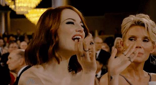 14岁退学又怎样？石头姐终获奥斯卡影后：幸运=人美还努力！