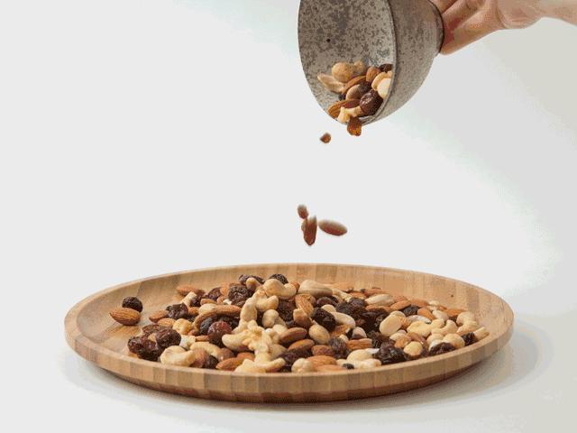 坚果吃了有什么好处和坏处,十种坚果的食用养生禁忌不能忘