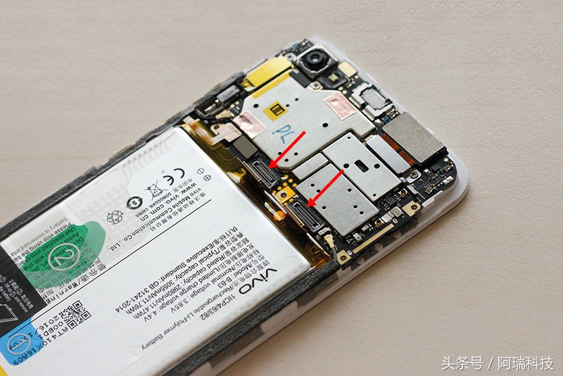 vivox9手机拆机换电池视频,vivox9换屏幕总成教程