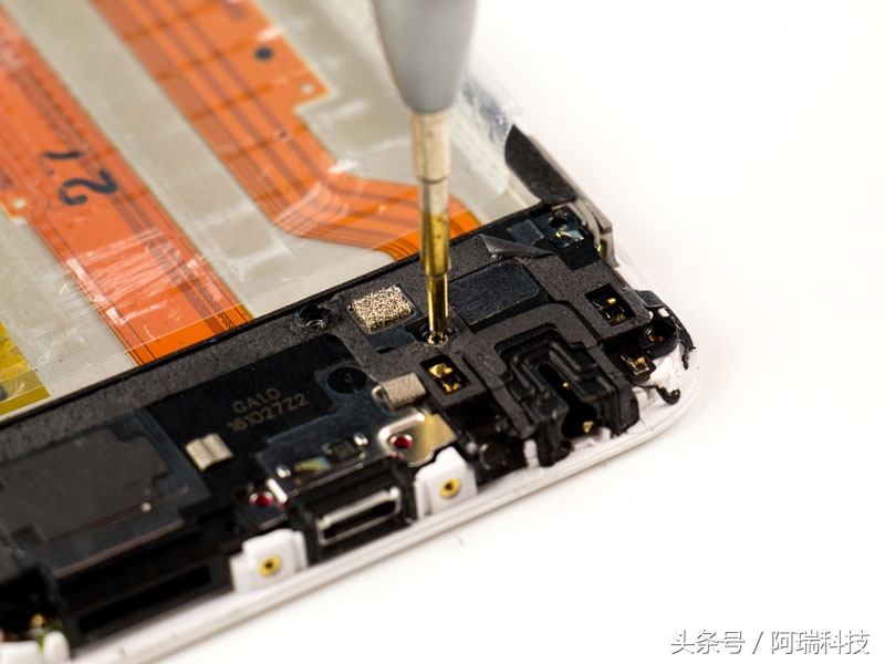 vivox9手机拆机换电池视频,vivox9换屏幕总成教程