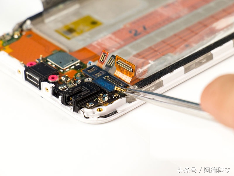 vivox9手机拆机换电池视频,vivox9换屏幕总成教程