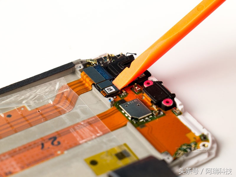 vivox9手机拆机换电池视频,vivox9换屏幕总成教程