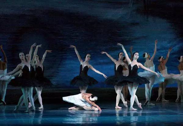 原来最甜蜜的事,是在广州寻找我们的LaLaLand