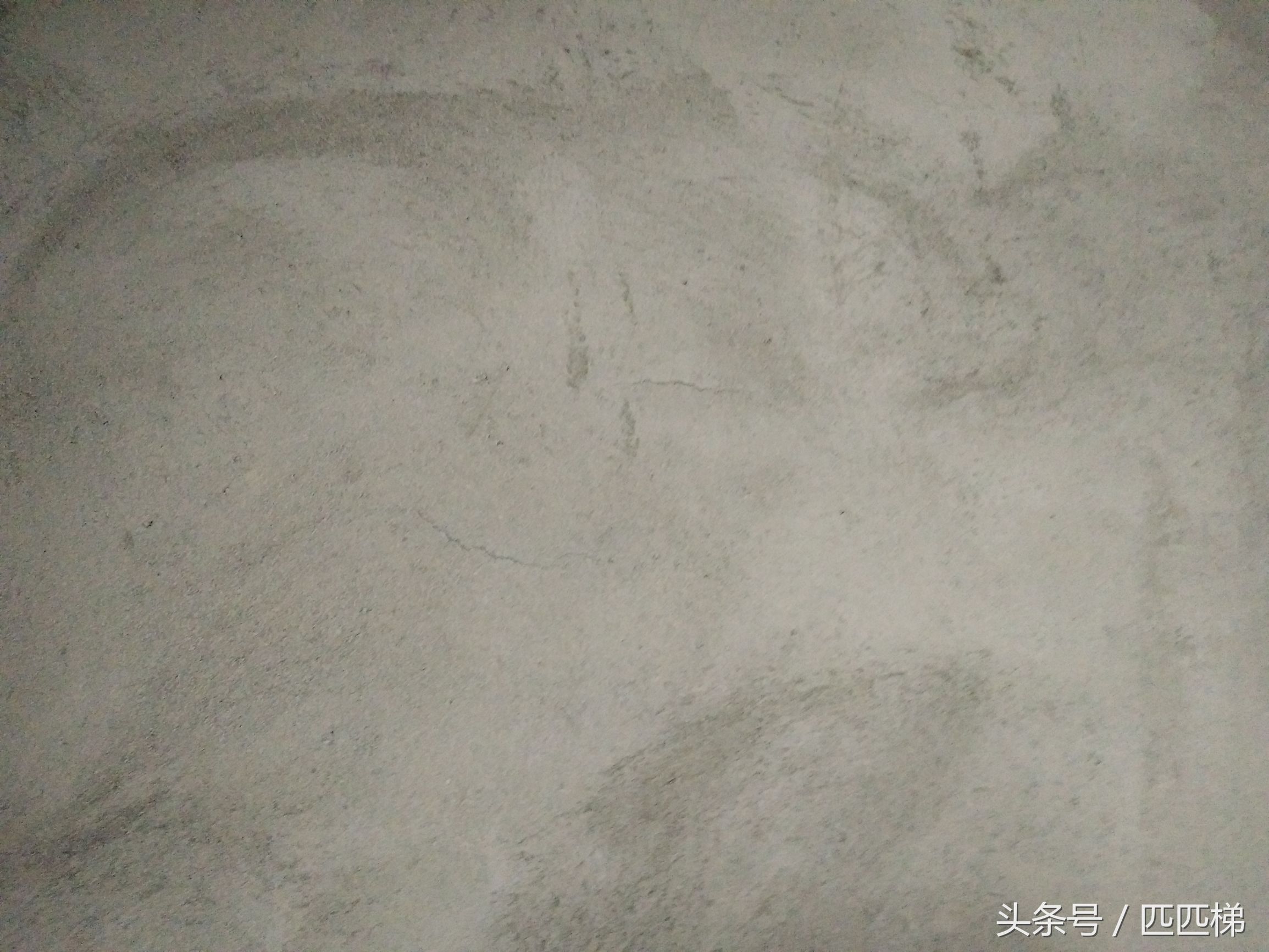 彩钢屋顶天沟漏水怎么办,屋顶女儿墙漏水最佳处理方法