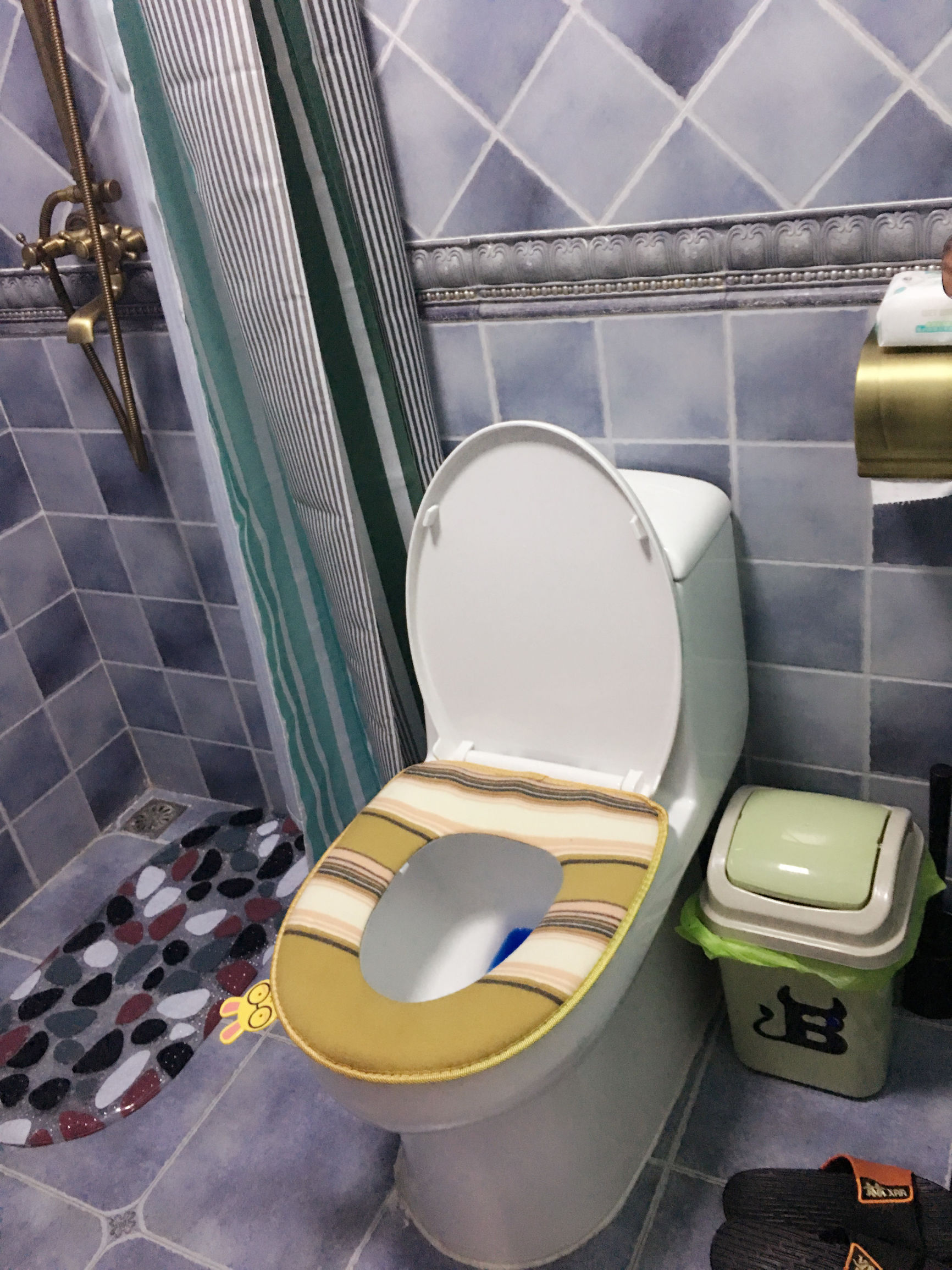 客餐厅一体装修新家,客餐厅一体房子装修设计欣赏