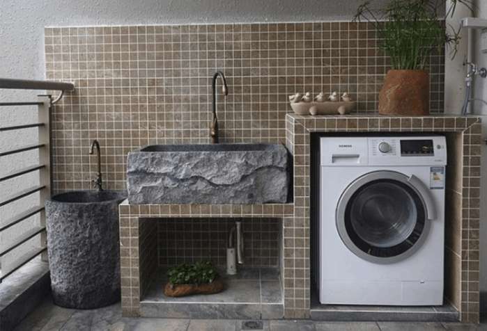 拖把池放阳台还是厕所,拖把池安装在阳台好还是卫生间好