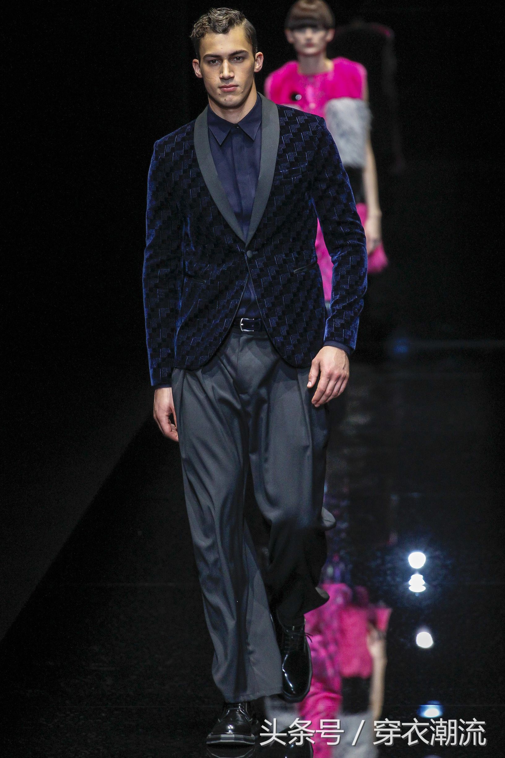 阿玛尼秋冬男装加厚,阿玛尼2023春夏男装系列