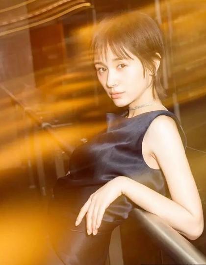 “翘尾发”火了,杨紫换了美10倍,宋佳王子文减龄全靠它!