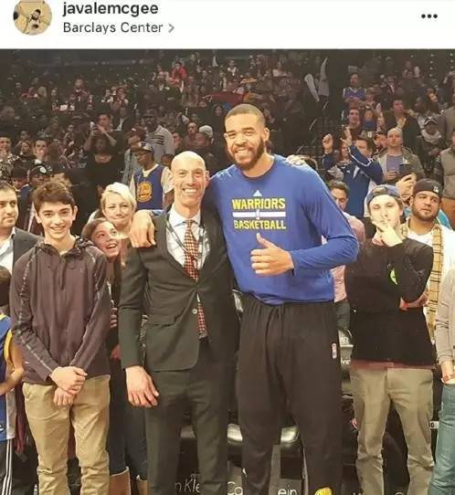 麦基勇士表现,麦基在勇士时期打球视频