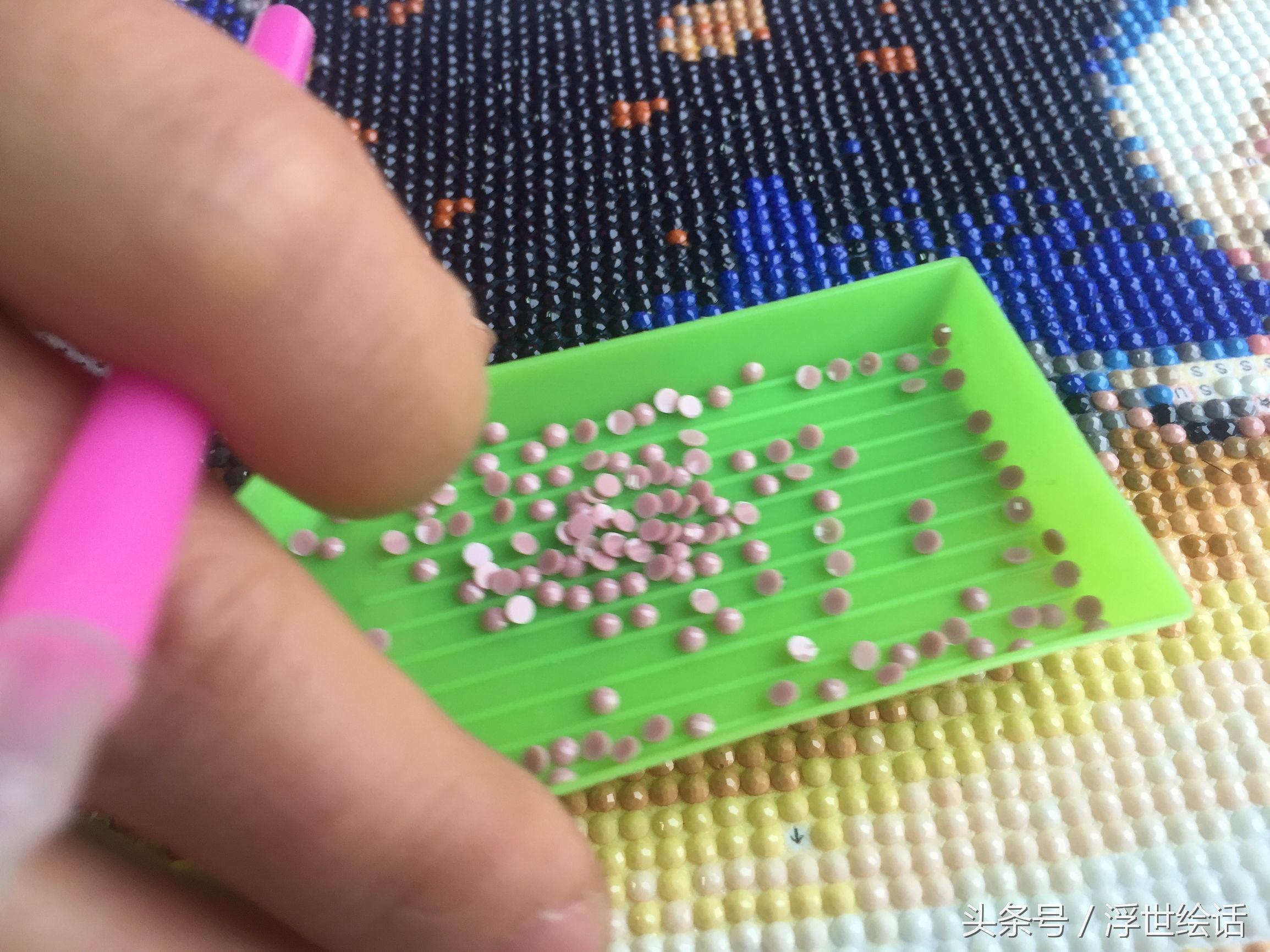 坐火车特别实用的东西,还在为无聊的生活发愁吗