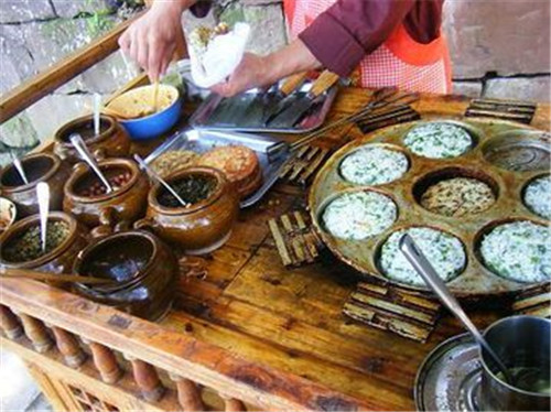 长沙的小吃和凤凰古城一样不,湖南凤凰古城特产小吃