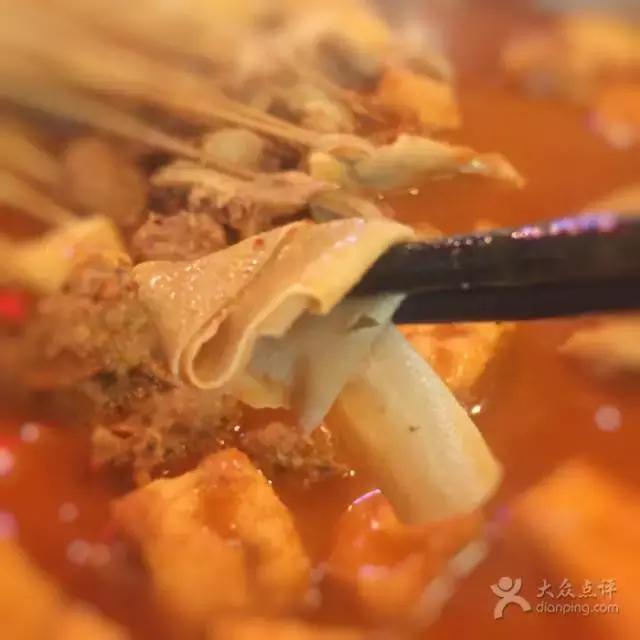 穿上马甲就不认识你了下一句,穿上马甲我就不认识你了表情包