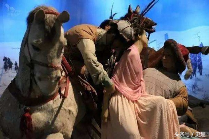 哪个朝代灭亡时妃子最惨,一个朝代的覆灭该归女人吗