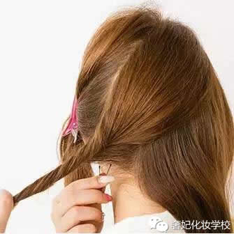 气质半披发编发教程,披发慵懒风编发教程