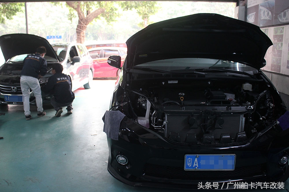 丰田旧塞纳sienna改装,丰田塞纳改雷克萨斯大灯