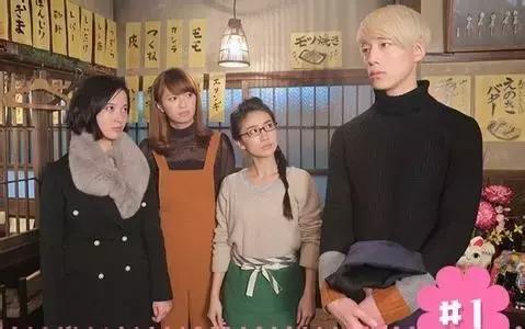 她又会穿又爱做白日梦，我觉得很可爱