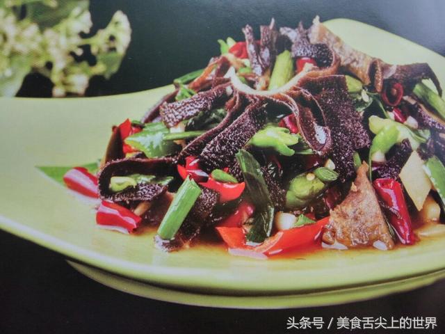 蒜苗和葱能一起炒嘛,蒜苗不能和什么一起炒