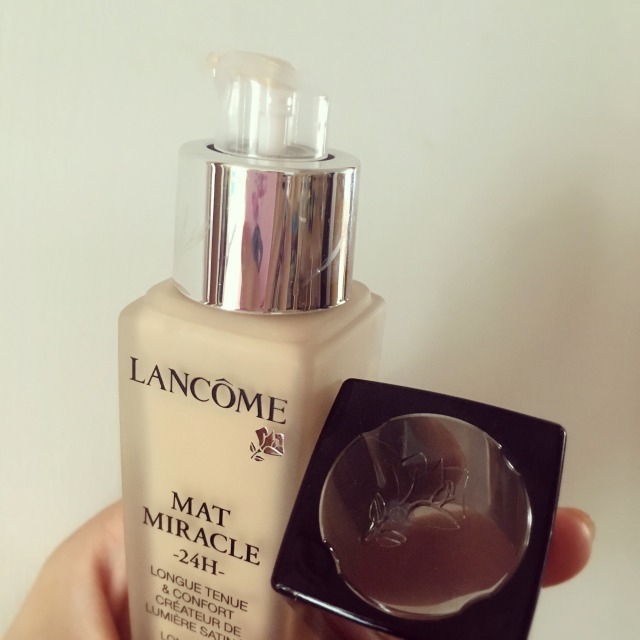 8款干皮自用热门底妆粉底大评测 (新手底妆最好用什么粉底)