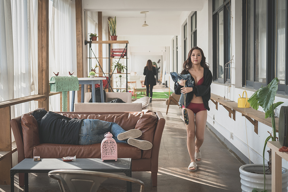 一个淘宝模特的自我修养：看话剧学演吃饭喝水