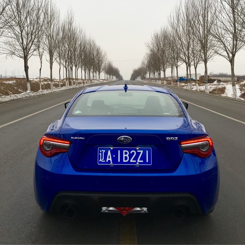 连车牌也是为你量身定做！拉力蓝BRZ，年轻人最向往的神车！