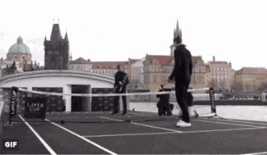 费德勒和纳达尔搭档双打神同步,费德勒跟德约科维奇比赛