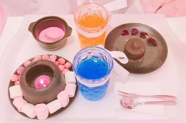 魔都15个粉色网红地标，咖啡甜品展览，少女心爆棚！