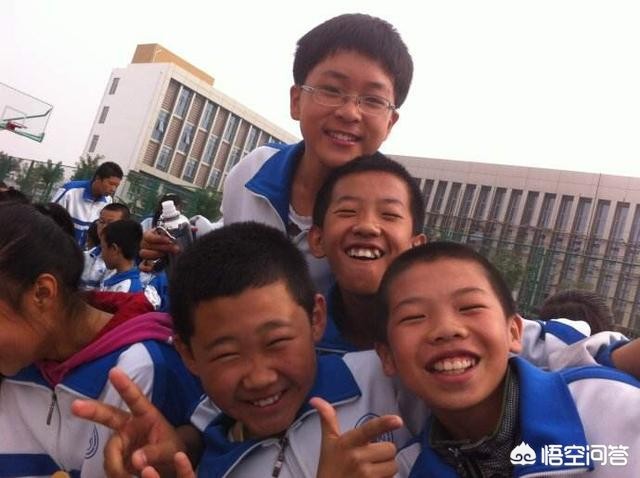 初中毕业上高铁班前景怎样,初中毕业上高铁专业有前途吗