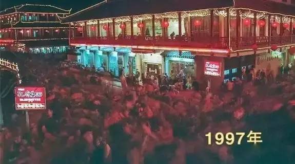 秦淮灯会有哪些看点值得你来,第35届秦淮灯会璀璨亮灯