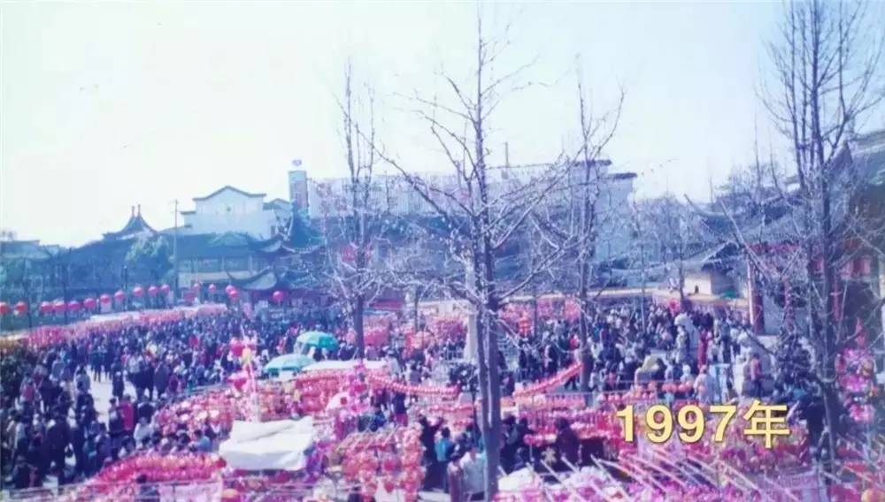 秦淮灯会有哪些看点值得你来,第35届秦淮灯会璀璨亮灯