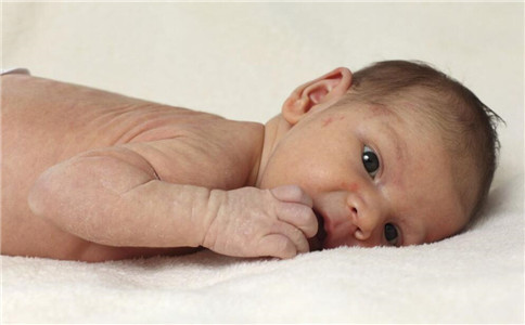 中医宝宝湿疹最佳治疗方法,手长湿疹中医中草药偏方快速治疗