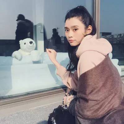 烟熏玫瑰色适合什么唇色,美容裸色口红色号