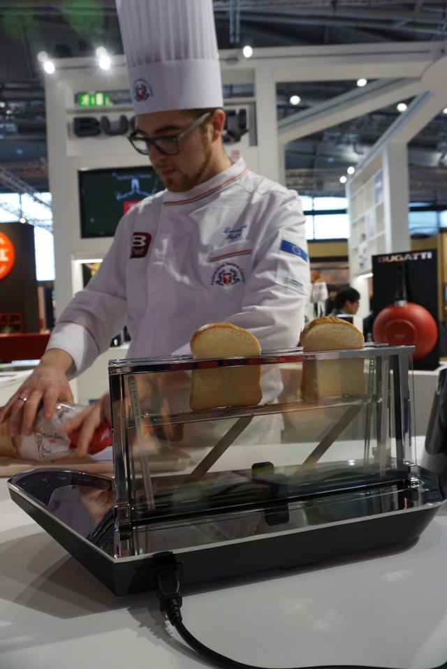 去处丨克服旅行上瘾症的最好办法，就是去逛一场家居展