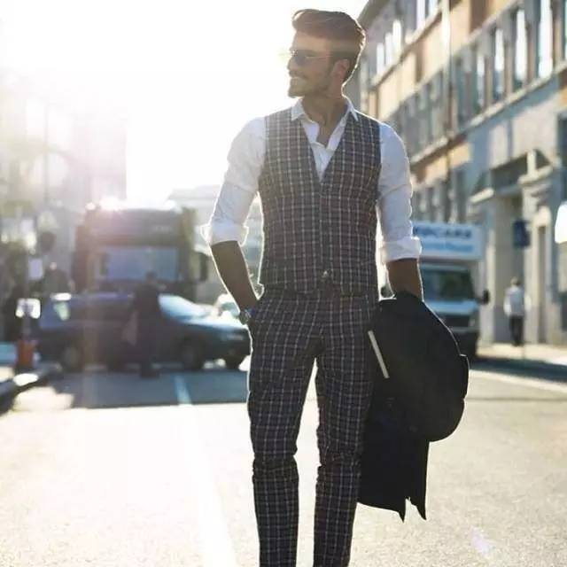 经验|我悄悄关注了这9个最会穿的男博主,感觉我男票有救了